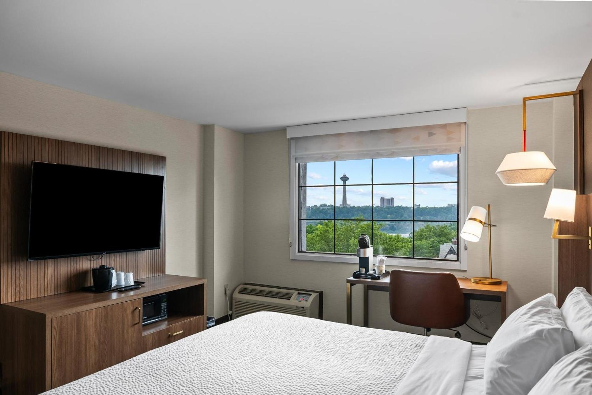 State Park Entry By Ihg Hotel